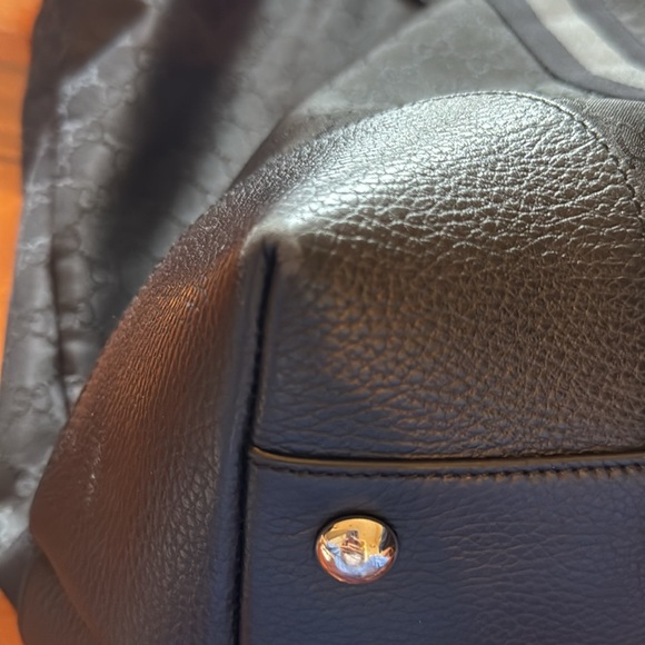 Gucci Men's Black Designer Duffle Bag 22.5x15x10 - Picture 11 of 15